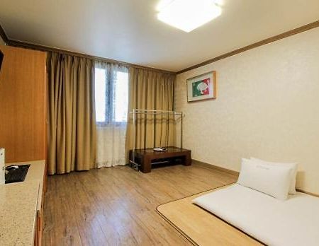 Yangji Park Hotel Changwon Dış mekan fotoğraf
