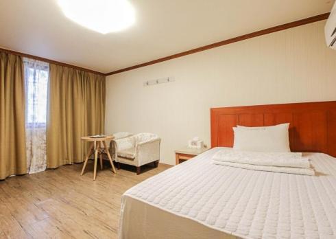 Yangji Park Hotel Changwon Dış mekan fotoğraf